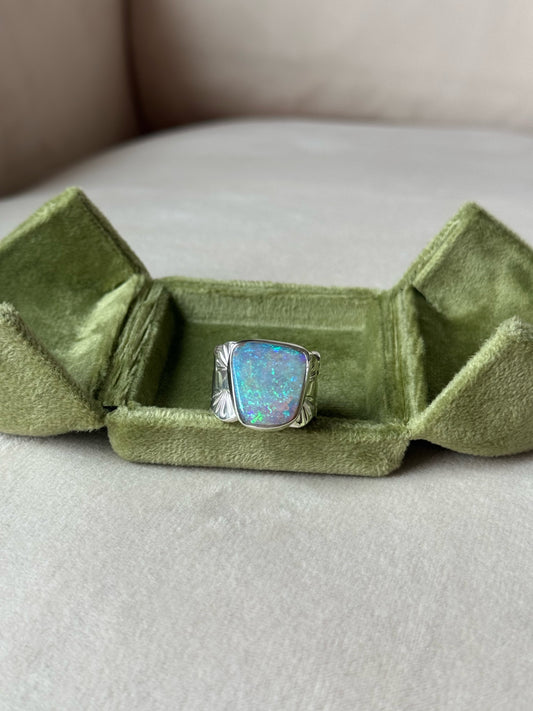 9.6 ct Australian Pipe Opal Wide Band Ring - size 7.75