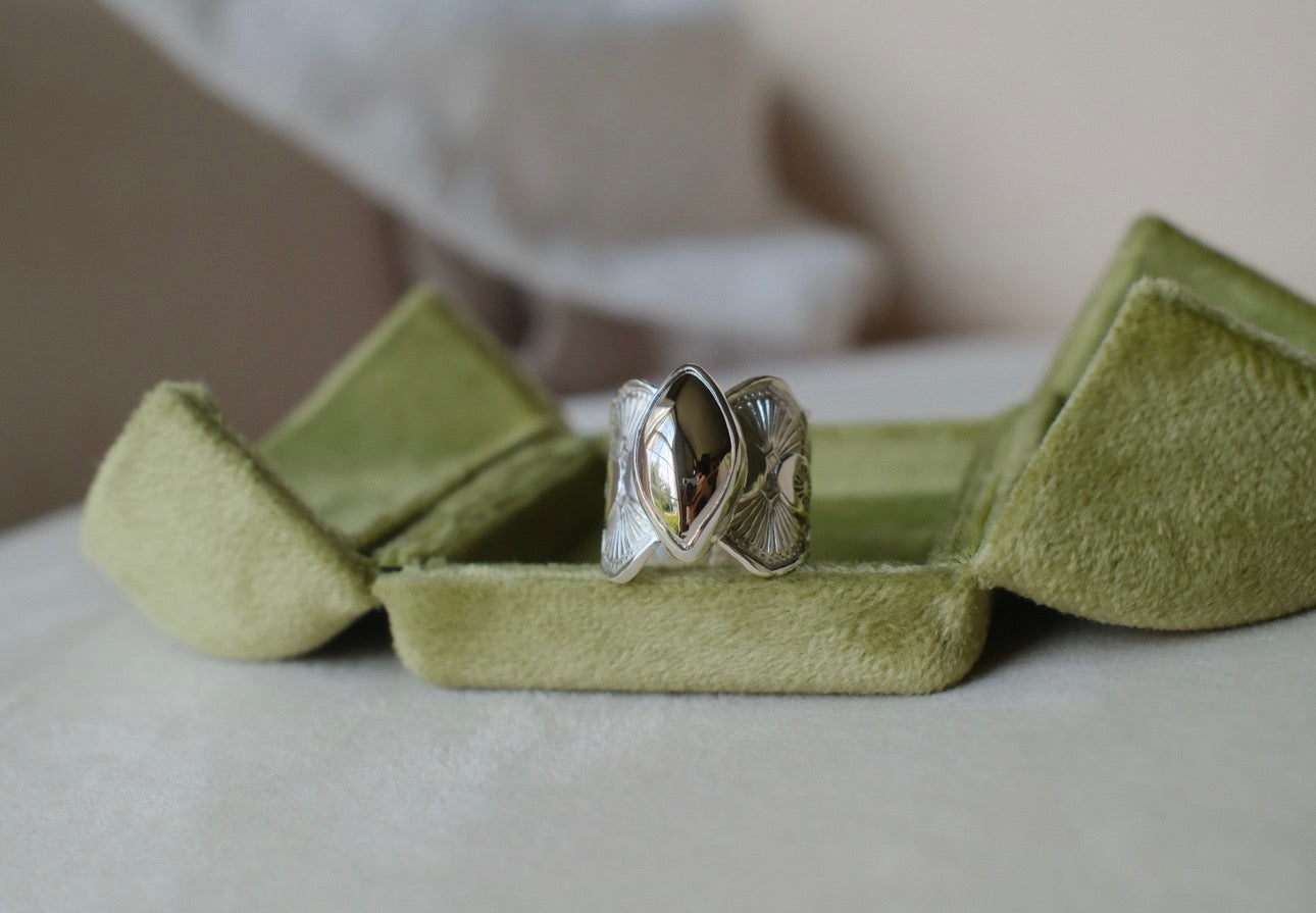 Rare Mohawkite Wide Band Ring - size 7.5
