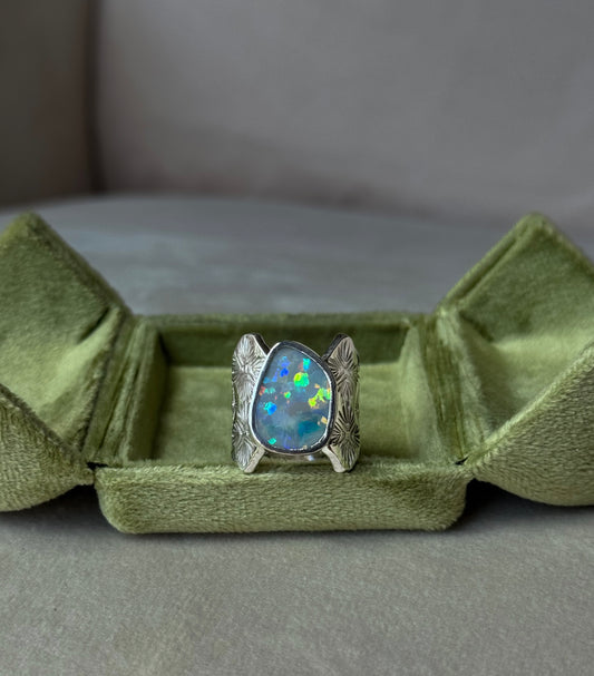 Rare Australian Lightning Ridge Dark Opal Wide Band Ring - size 7.5