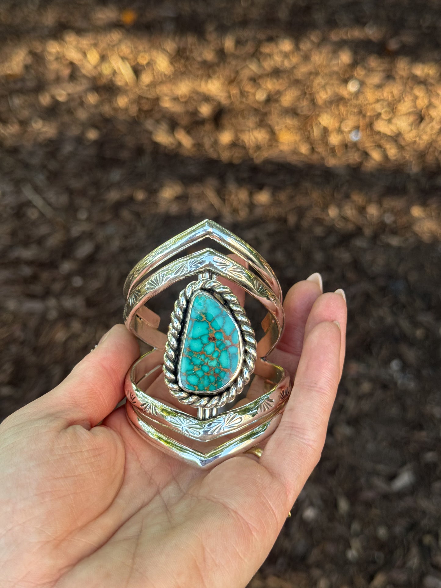Blue Gem Contour Cuff - 6in wrist (small)