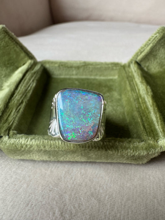 9.6 ct Australian Pipe Opal Wide Band Ring - size 7.75