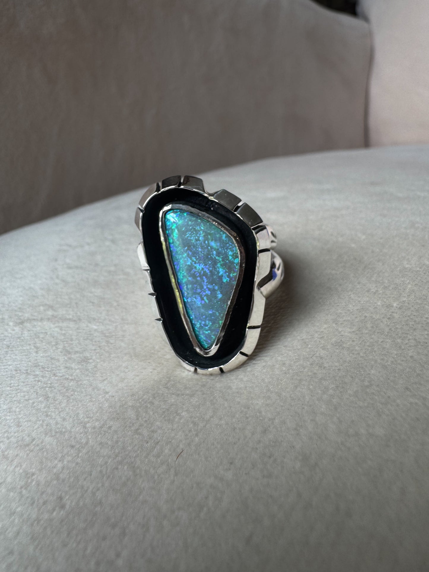 Vibrant 4.9 ct Lightning Ridge Opal Ring - size 8